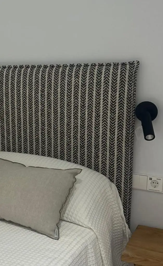 Cabecero con tela de Les Creations de La Maison