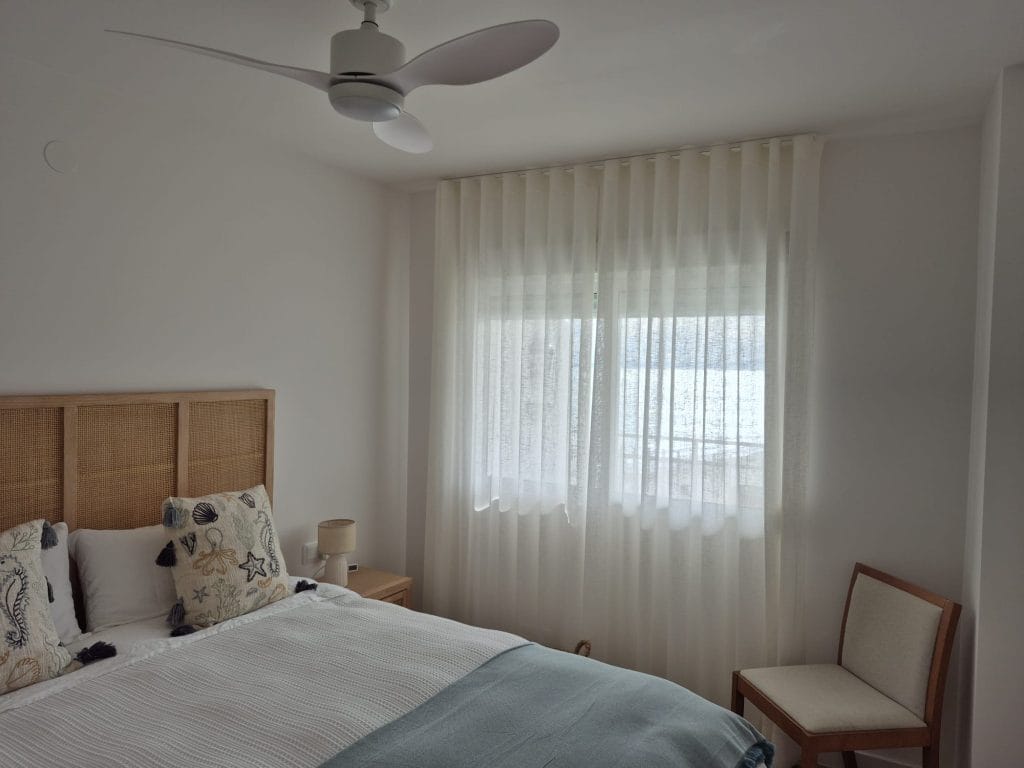 Cortinas en Gaandia fabricadas e instaladas x Etamin