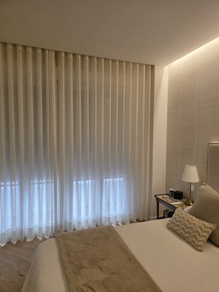 Visillo semi lino de Etamin confeccionado a medida