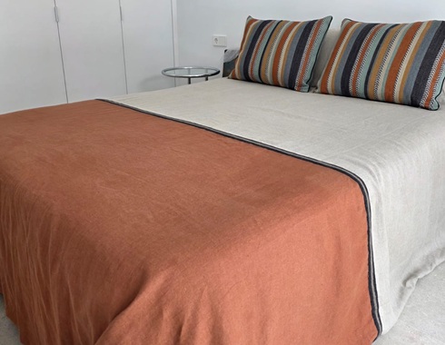 Coverlet Drapey en proyecto Javea