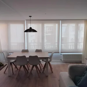 Estor enrollable screen 3% instalado en Gandia filtro solar